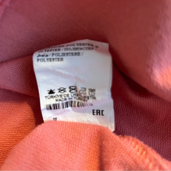 The Global Market Cream & Rouge lightweight sweatshirt - Picture 8 of 10